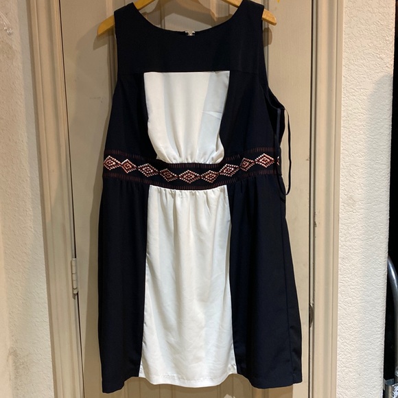 LUXII dress size 16W - Picture 1 of 5